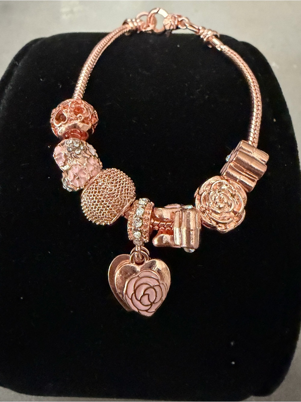 Women's Rose Gold tone Bracelet with Heart Pendant